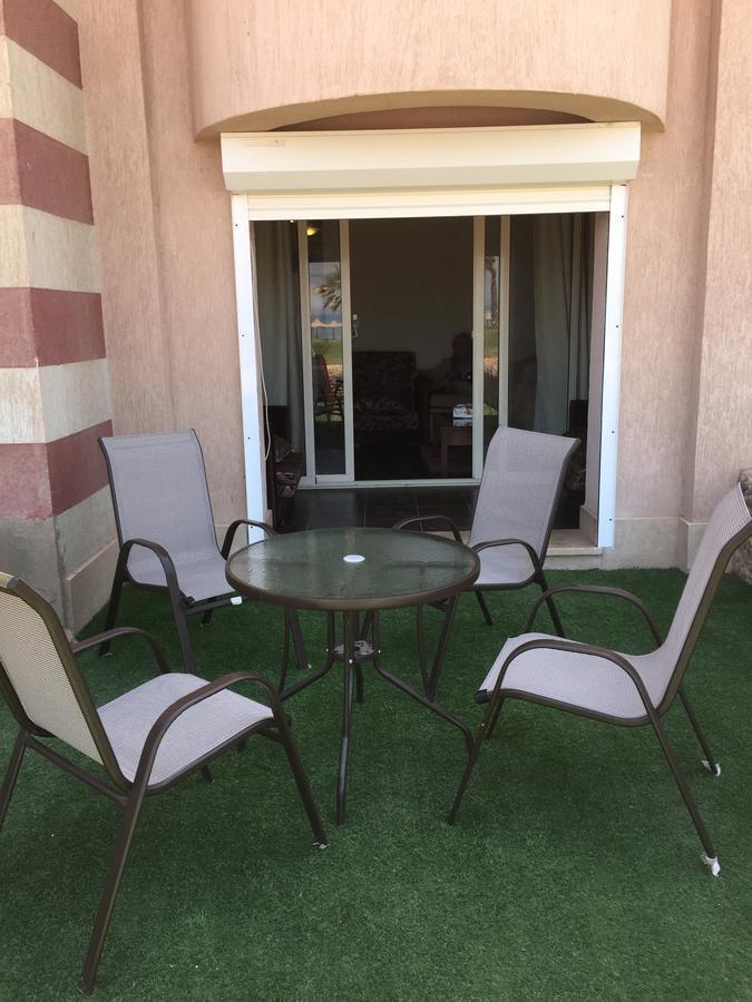Chalet Porto South Beach - Beach Front Sea View Ain Suchna Exterior foto